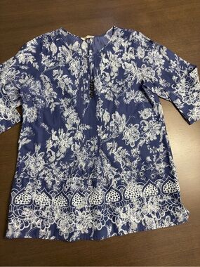 Soft Surroundings Blue and White Floral Peasant Blouse